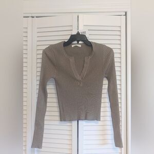 12th Tribe V-neck Cropped Sweater